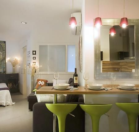 City Center Apartment Барселона Номер фото